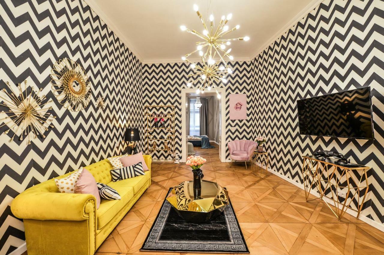Dali Wenceslas Square Apartment Prague Exterior photo
